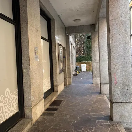 La Terrazza Sul Corso * 特雷维索